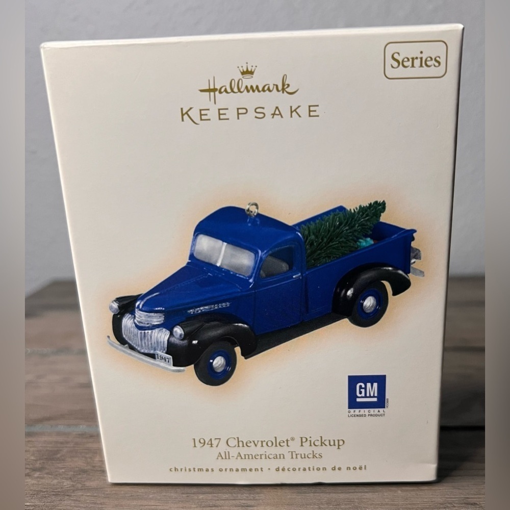 Hallmark NEW 2007 "1947 Chevrolet Pickup" Christmas Ornament 13th in Series GM